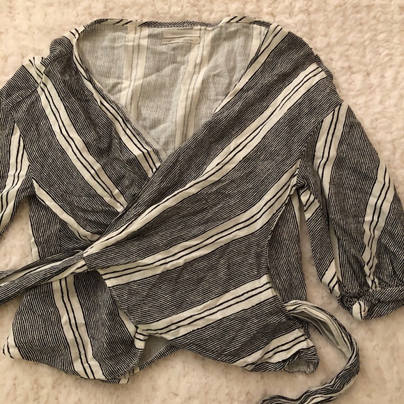 Tie around striped top - Picture 3 of 5